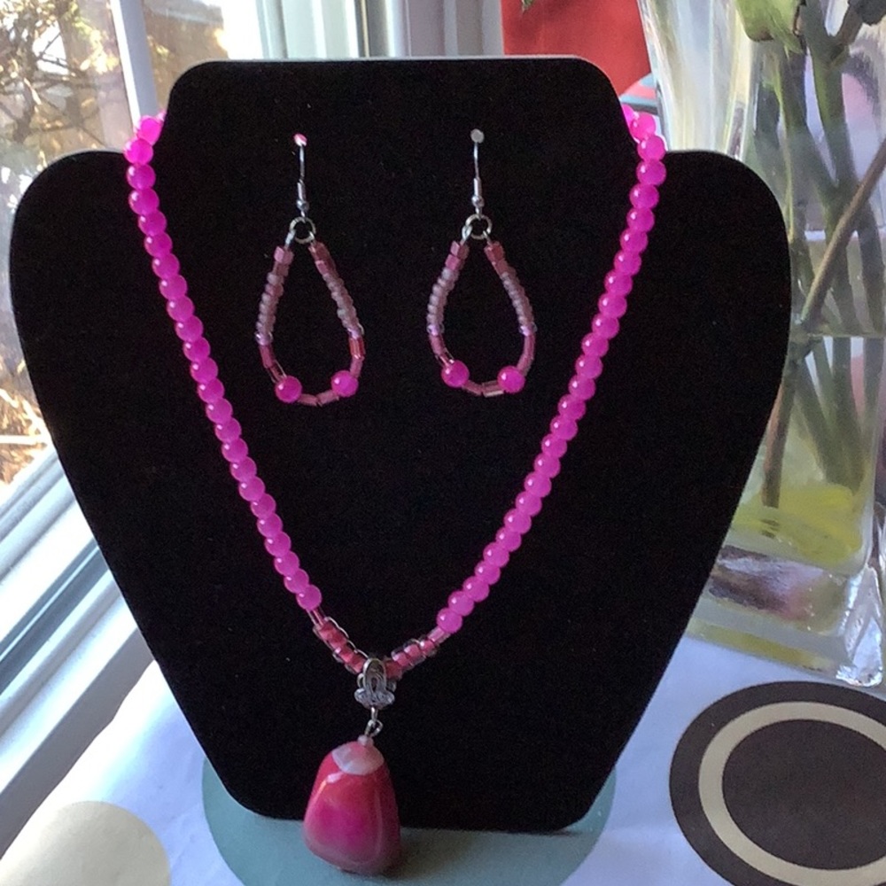 Handmade necklace and earring set